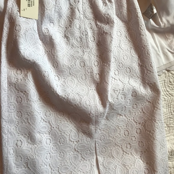 White two piece jacket and skirt lace lace suit - Picture 6 of 8